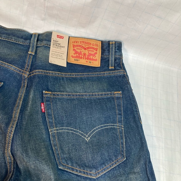 Levi's Men's 569 Loose Straight Denim Shorts W 32 L 23” - Picture 7 of 10